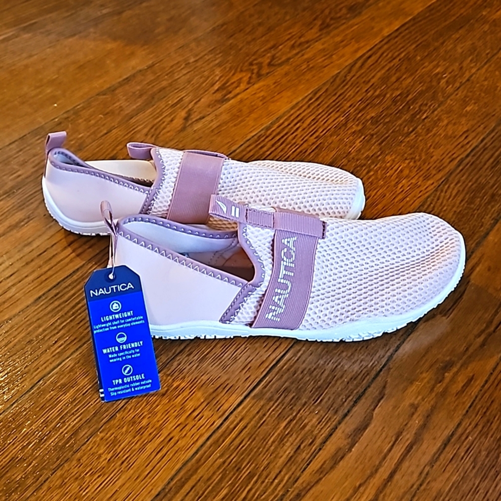 Nautica water shoes